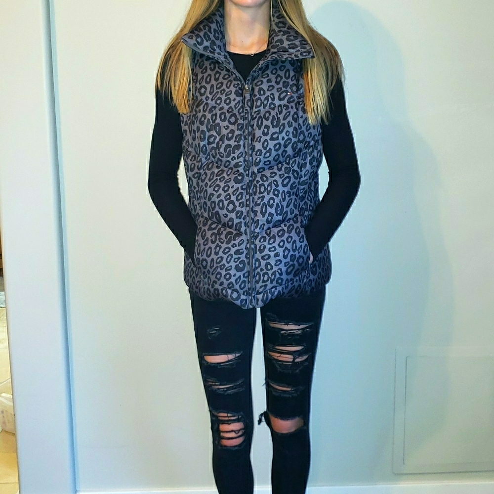 Tommy Hilfiger cheetah print puffer vest